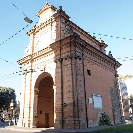 Casa Bella Lumiere شقة بولونيا
